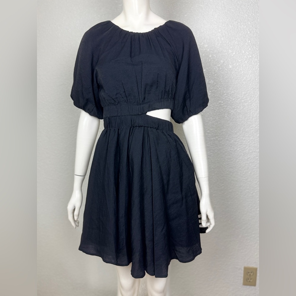 Showpo Cotton Blend Black Side Open Gathered Dress Size 4. J-1